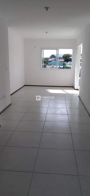 Foto 7 de Apartamento com 3 quartos à venda, 89m2 em Dom Antônio Reis, Santa Maria - RS