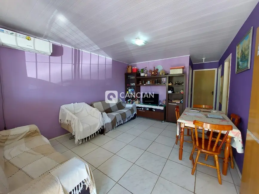 Foto 1 de Casa com 3 quartos à venda, 68m2 em Camobi, Santa Maria - RS