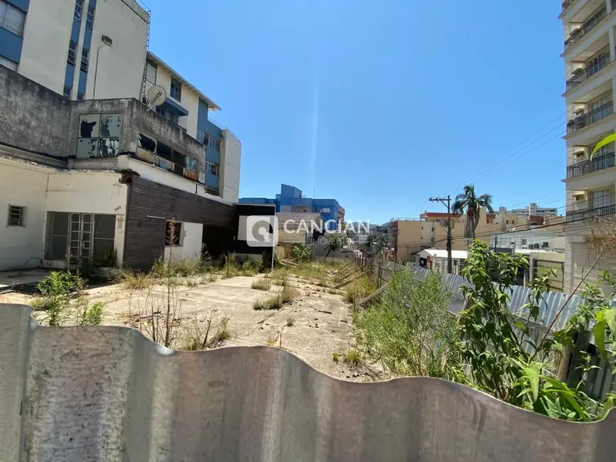Foto 3 de Terreno / Lote à venda, 531m2 em Centro, Santa Maria - RS