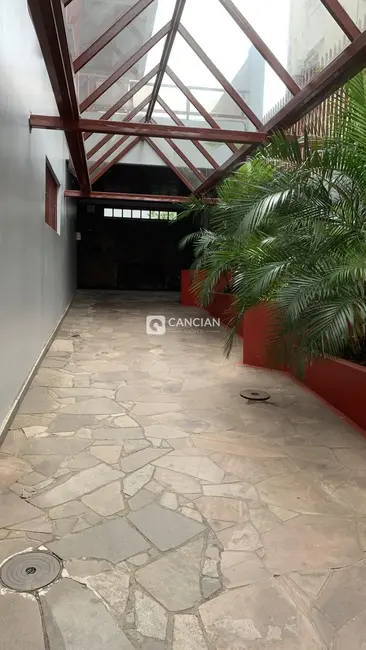 Foto 2 de Apartamento com 3 quartos à venda, 217m2 em Centro, Santa Maria - RS