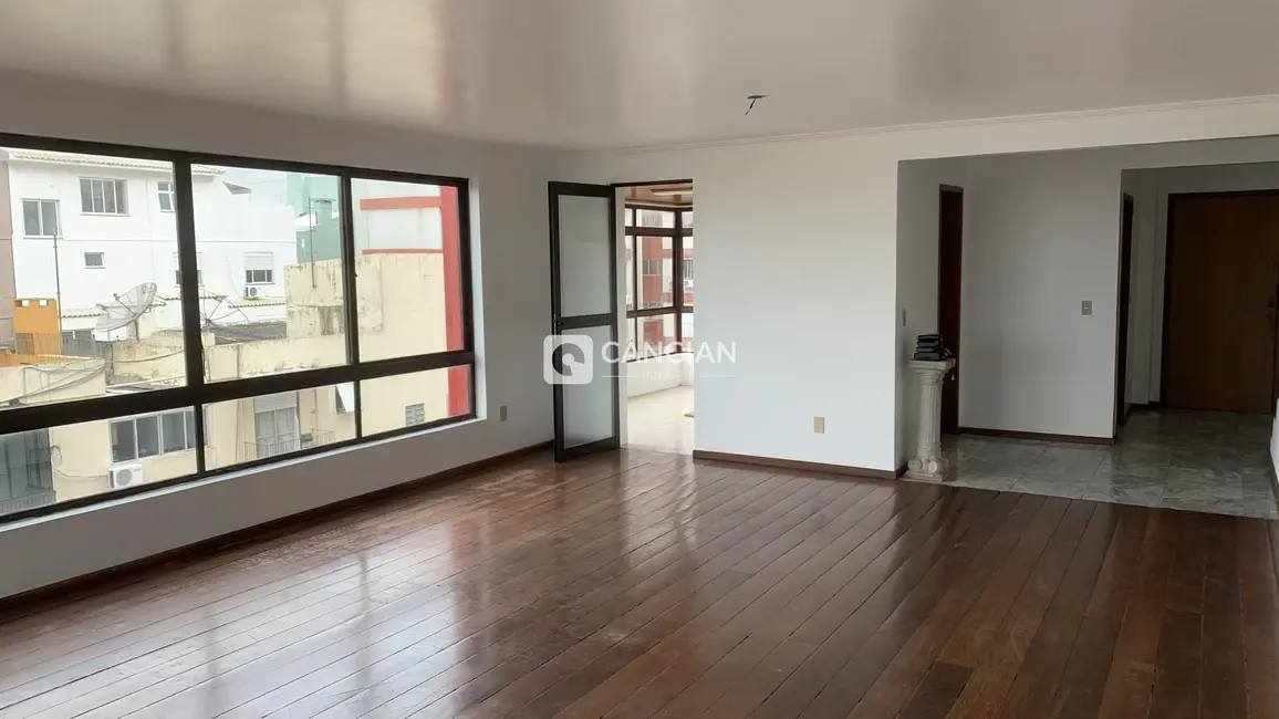 Foto 7 de Apartamento com 3 quartos à venda, 217m2 em Centro, Santa Maria - RS