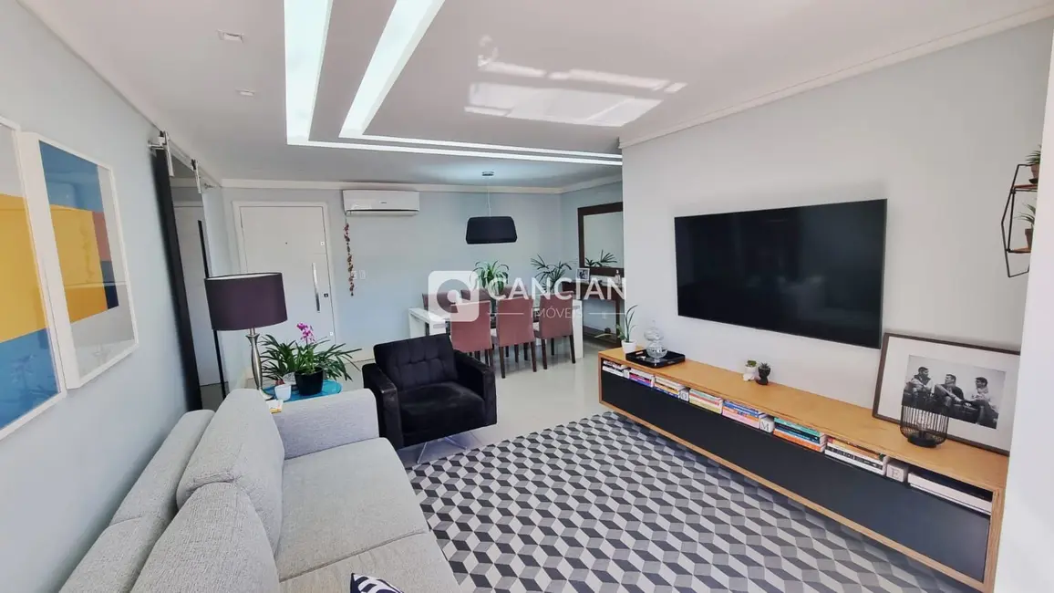 Foto 9 de Apartamento com 2 quartos à venda, 95m2 em Nossa Senhora de Lourdes, Santa Maria - RS