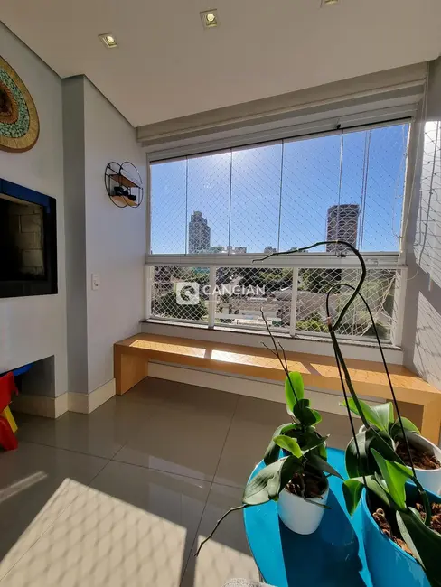 Foto 8 de Apartamento com 2 quartos à venda, 95m2 em Nossa Senhora de Lourdes, Santa Maria - RS