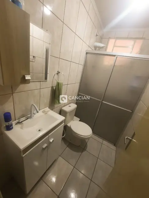 Casa com 3 quartos à venda, 99m2 em Nossa Senhora do Perpétuo Socorro, Santa Maria - RS - imagem 9 Foto 9 de Casa com 3 quartos à venda, 99m2 em Nossa Senhora do Perpétuo Socorro, Santa Maria - RS