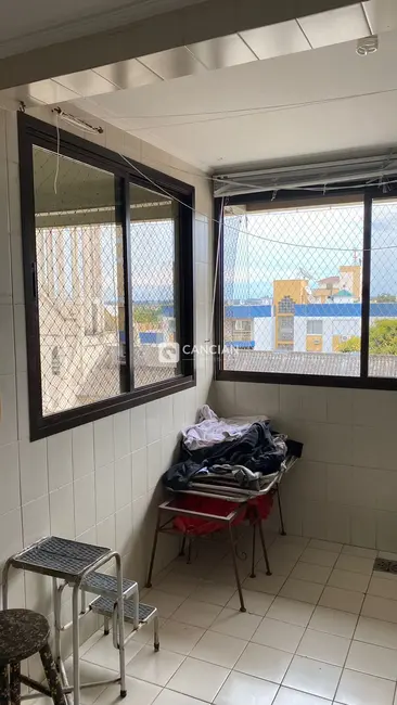 Foto 5 de Apartamento com 2 quartos à venda, 142m2 em Nossa Senhora de Fátima, Santa Maria - RS
