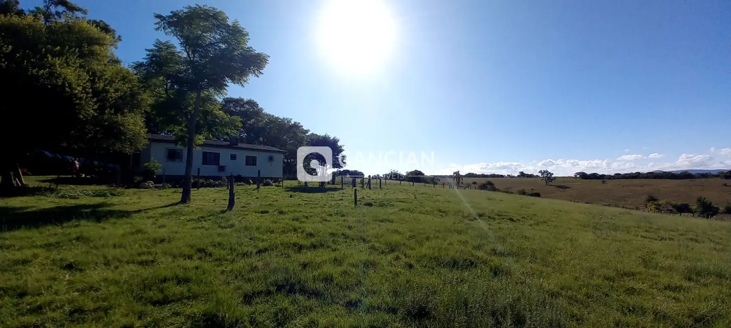 Foto 4 de Chácara com 3 quartos à venda, 120m2 em Santa Maria - RS