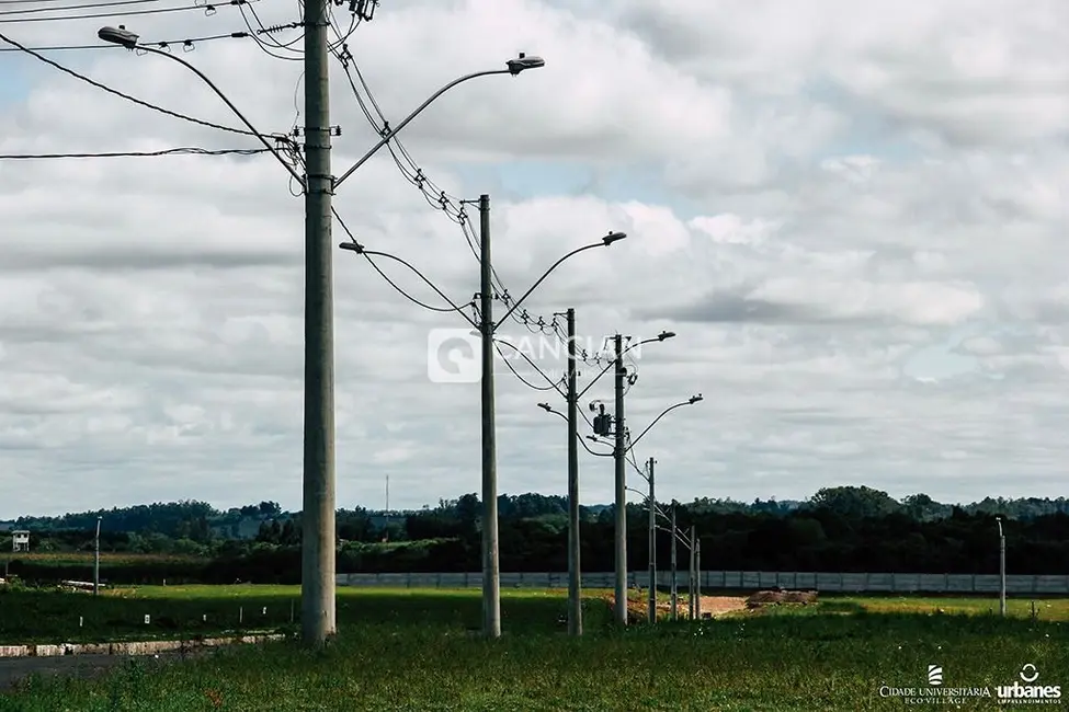 Foto 1 de Terreno / Lote à venda, 326m2 em Camobi, Santa Maria - RS