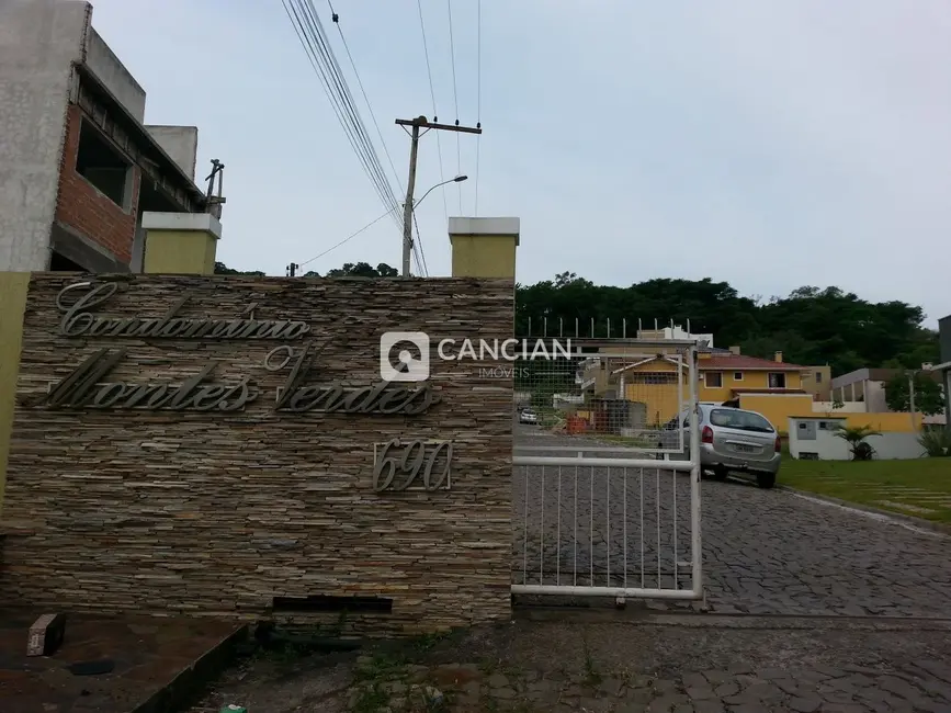 Foto 1 de Terreno / Lote à venda, 300m2 em Itararé, Santa Maria - RS