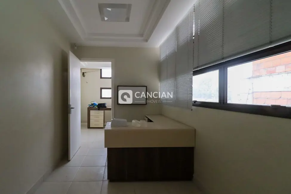 Foto 9 de Sala Comercial com 3 quartos para alugar, 169m2 em Centro, Santa Maria - RS