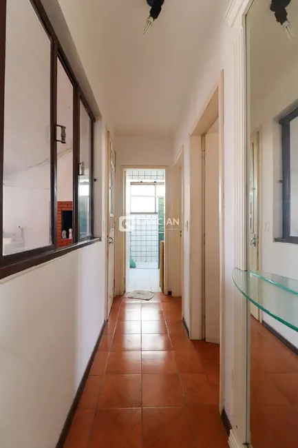 Foto 9 de Cobertura com 2 quartos para alugar, 115m2 em Centro, Santa Maria - RS