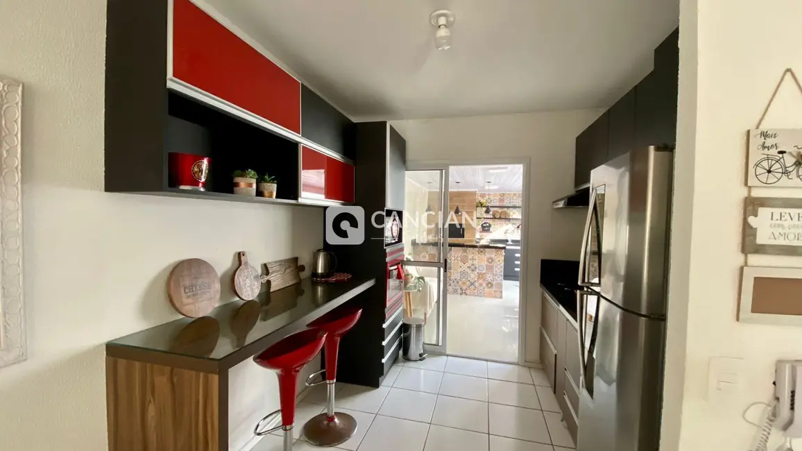 Foto 3 de Casa de Condomínio com 3 quartos à venda, 66m2 em Cerrito, Santa Maria - RS