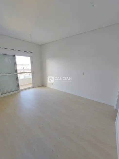 Foto 7 de Apartamento com 2 quartos para alugar, 76m2 em Camobi, Santa Maria - RS