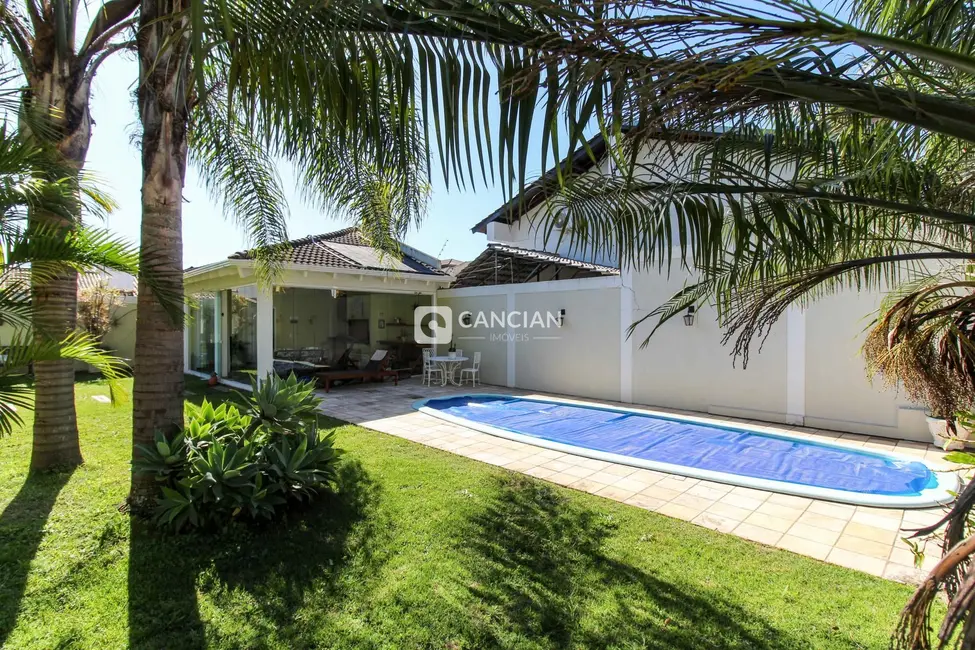 Casa com 4 quartos à venda, 323m2 em Nossa Senhora de Lourdes, Santa Maria - RS - imagem 5 Foto 5 de Casa com 4 quartos à venda, 323m2 em Nossa Senhora de Lourdes, Santa Maria - RS