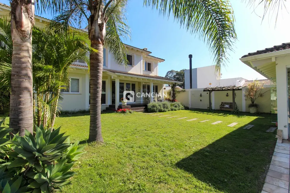 Casa com 4 quartos à venda, 323m2 em Nossa Senhora de Lourdes, Santa Maria - RS - imagem 3 Foto 3 de Casa com 4 quartos à venda, 323m2 em Nossa Senhora de Lourdes, Santa Maria - RS