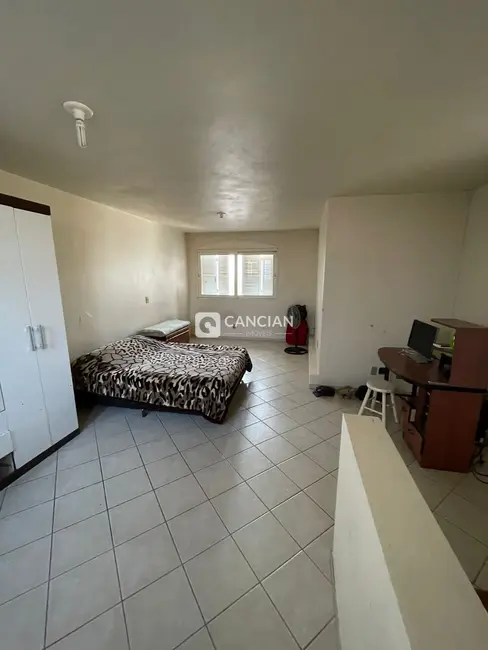 Casa com 2 quartos à venda, 180m2 em Nossa Senhora do Rosário, Santa Maria - RS - imagem 7 Foto 7 de Casa com 2 quartos à venda, 180m2 em Nossa Senhora do Rosário, Santa Maria - RS