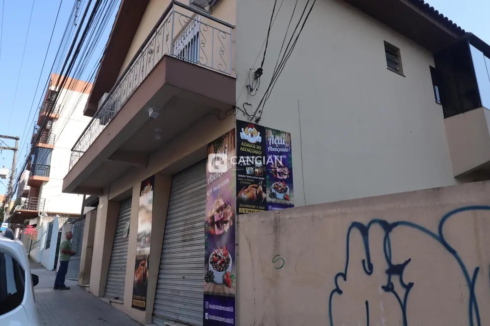 Foto 2 de Sala Comercial para alugar, 66m2 em Bonfim, Santa Maria - RS