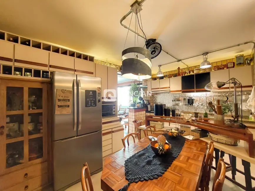 Foto 8 de Apartamento com 3 quartos à venda, 179m2 em Centro, Santa Maria - RS