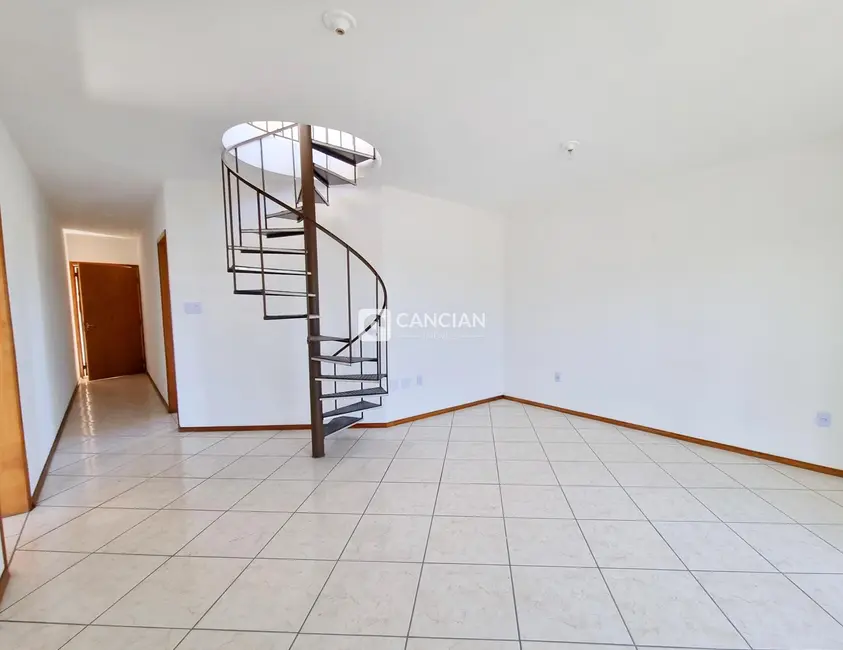 Foto 3 de Cobertura com 2 quartos para alugar, 206m2 em Menino Jesus, Santa Maria - RS