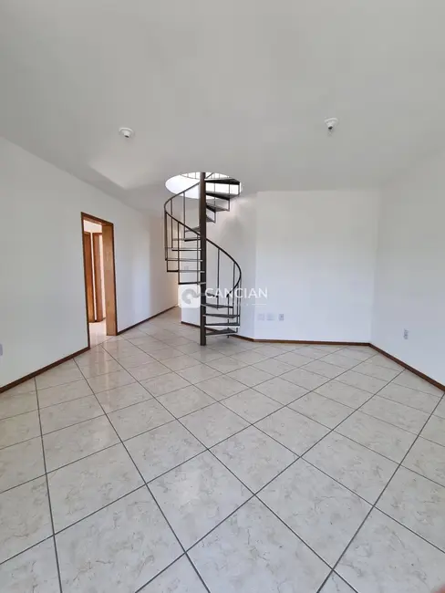 Foto 4 de Cobertura com 2 quartos para alugar, 206m2 em Menino Jesus, Santa Maria - RS