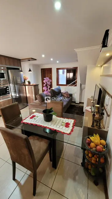 Foto 2 de Casa de Condomínio com 3 quartos à venda, 94m2 em Pinheiro Machado, Santa Maria - RS