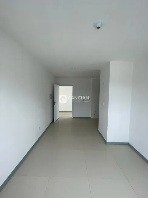 Foto 3 de Apartamento com 1 quarto para alugar, 39m2 em Camobi, Santa Maria - RS