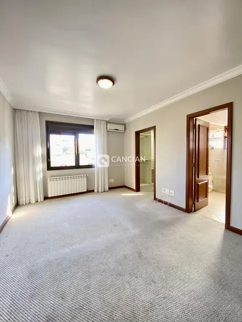 Foto 8 de Apartamento com 3 quartos à venda, 199m2 em Nossa Senhora das Dores, Santa Maria - RS