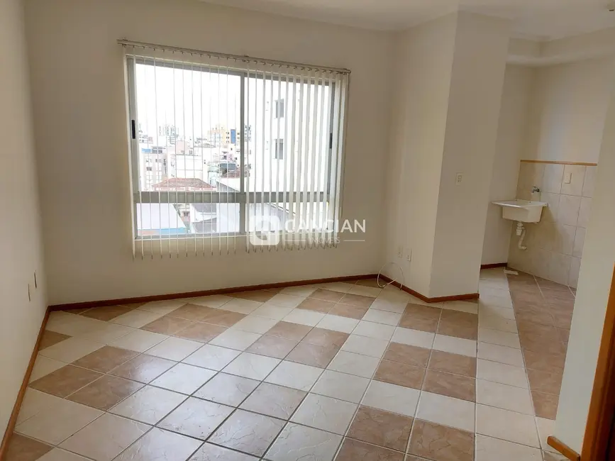 Foto 2 de Apartamento com 1 quarto à venda, 32m2 em Centro, Santa Maria - RS