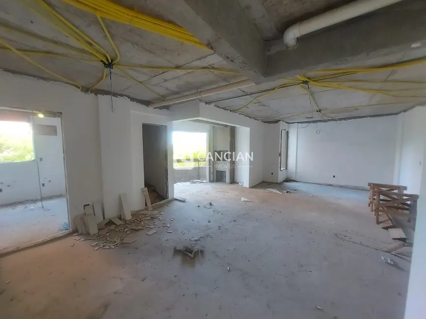 Foto 3 de Apartamento com 3 quartos à venda, 156m2 em Nossa Senhora Medianeira, Santa Maria - RS