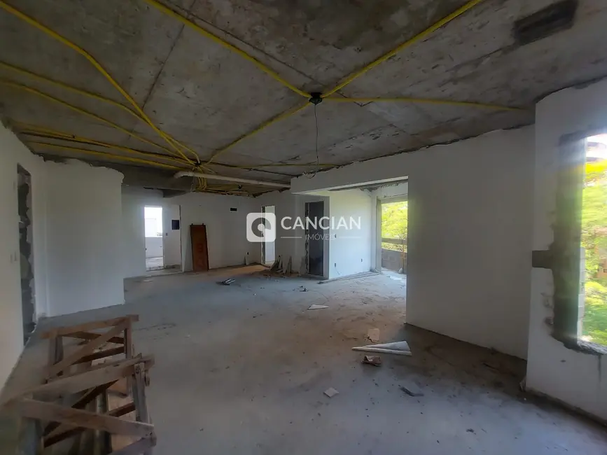 Foto 4 de Apartamento com 3 quartos à venda, 156m2 em Nossa Senhora Medianeira, Santa Maria - RS