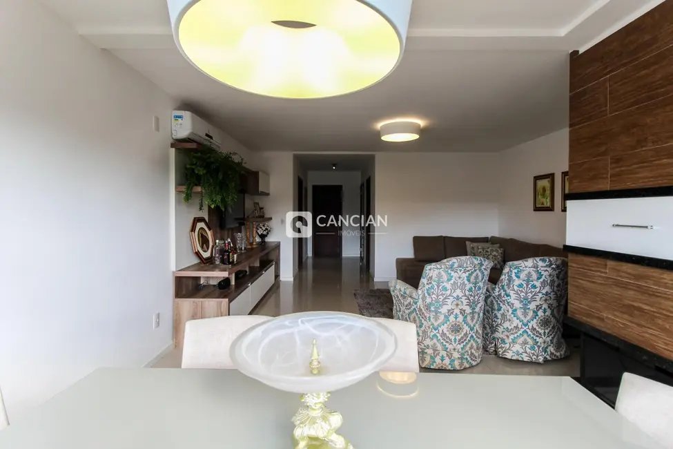 Foto 5 de Apartamento com 3 quartos à venda, 125m2 em Nossa Senhora de Lourdes, Santa Maria - RS
