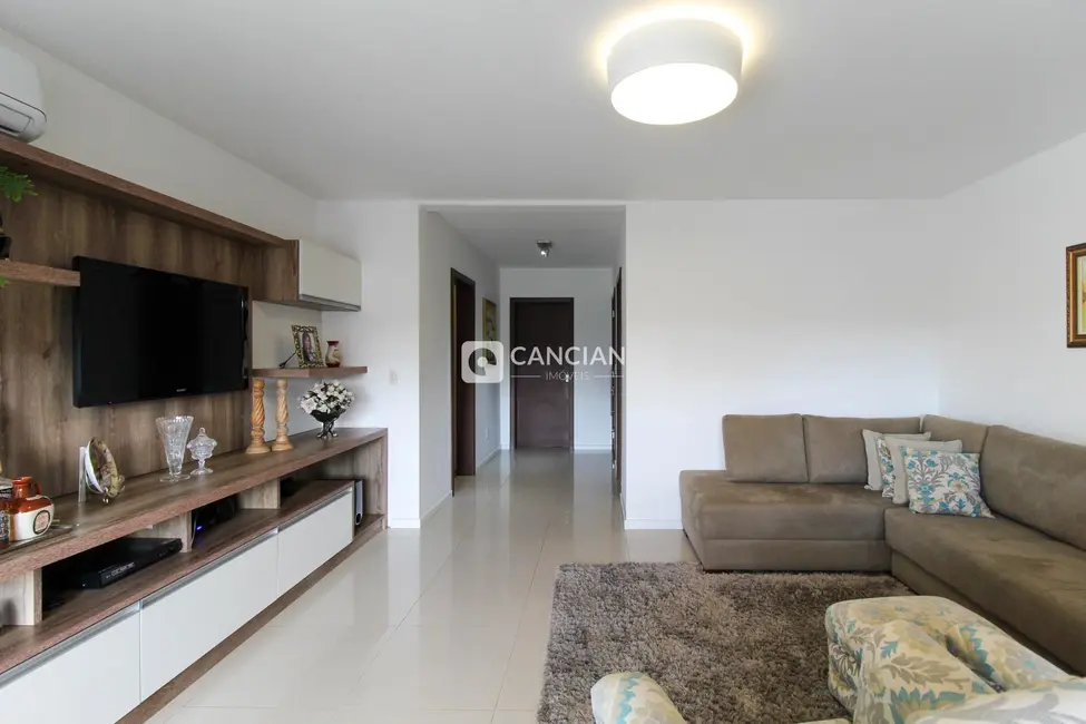 Foto 8 de Apartamento com 3 quartos à venda, 125m2 em Nossa Senhora de Lourdes, Santa Maria - RS