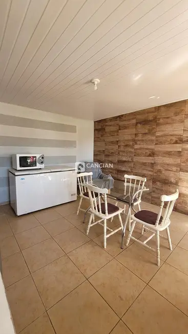 Casa com 2 quartos à venda, 120m2 em Dom Antônio Reis, Santa Maria - RS - imagem 5 Foto 5 de Casa com 2 quartos à venda, 120m2 em Dom Antônio Reis, Santa Maria - RS
