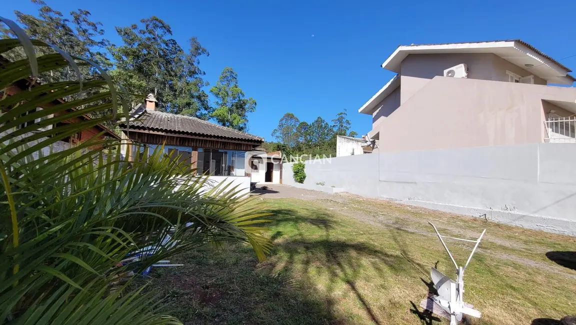 Foto 1 de Casa com 2 quartos à venda, 120m2 em Dom Antônio Reis, Santa Maria - RS