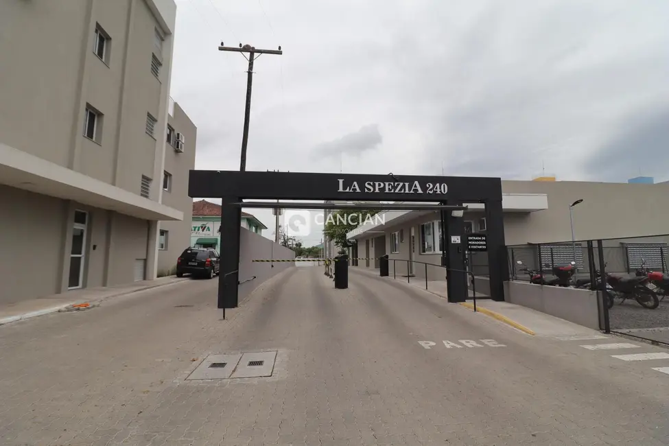 Foto 1 de Apartamento com 2 quartos para alugar, 45m2 em Patronato, Santa Maria - RS