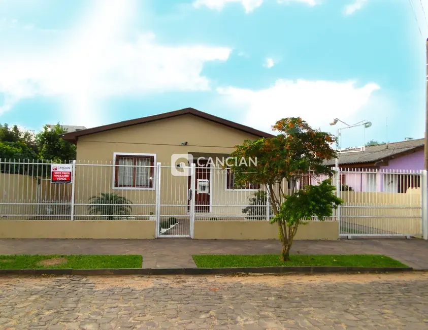 Foto 1 de Casa com 3 quartos à venda, 152m2 em Pinheiro Machado, Santa Maria - RS
