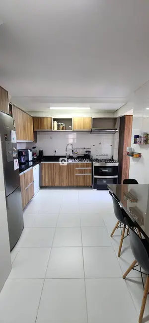 Foto 3 de Apartamento com 3 quartos à venda, 103m2 em Nossa Senhora das Dores, Santa Maria - RS