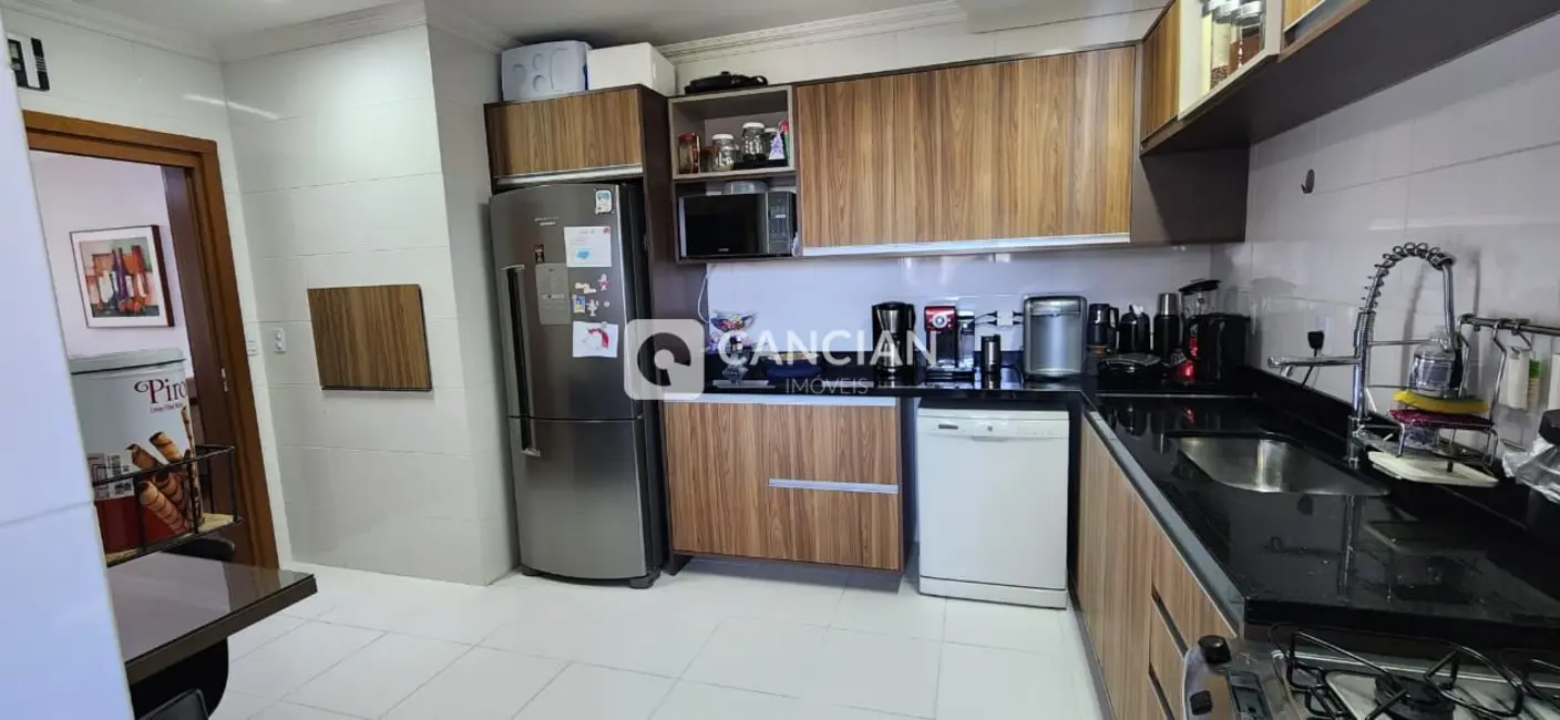 Foto 6 de Apartamento com 3 quartos à venda, 103m2 em Nossa Senhora das Dores, Santa Maria - RS