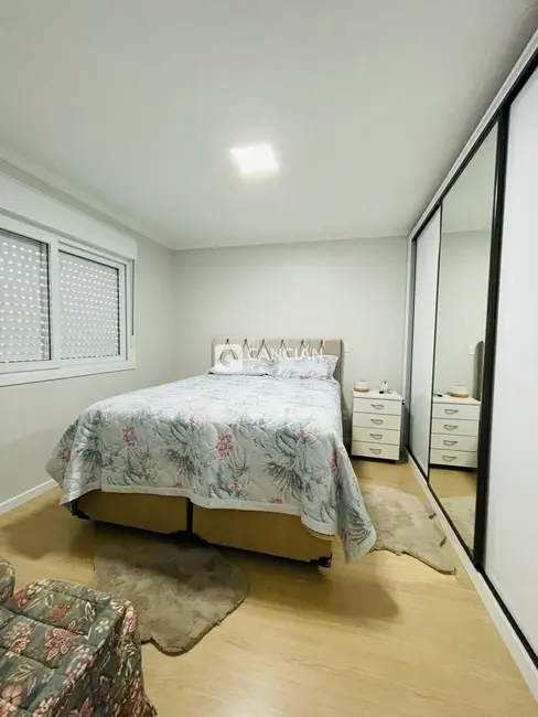 Foto 8 de Apartamento com 2 quartos à venda, 75m2 em Nossa Senhora das Dores, Santa Maria - RS