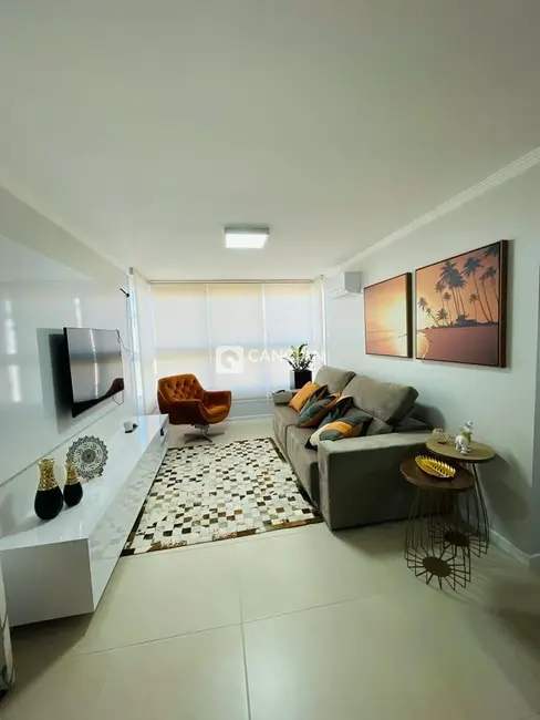 Foto 2 de Apartamento com 2 quartos à venda, 75m2 em Nossa Senhora das Dores, Santa Maria - RS