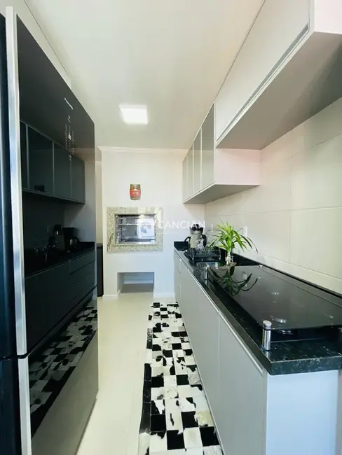 Foto 5 de Apartamento com 2 quartos à venda, 75m2 em Nossa Senhora das Dores, Santa Maria - RS
