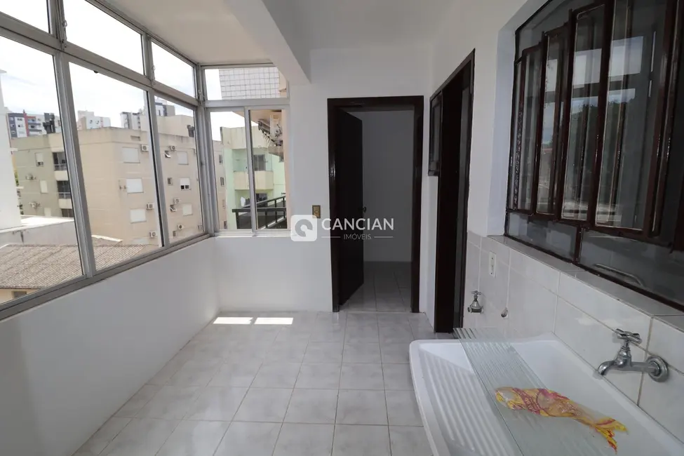 Apartamento com 3 quartos para alugar, 143m2 em Nossa Senhora das Dores, Santa Maria - RS - imagem 6 Foto 6 de Apartamento com 3 quartos para alugar, 143m2 em Nossa Senhora das Dores, Santa Maria - RS