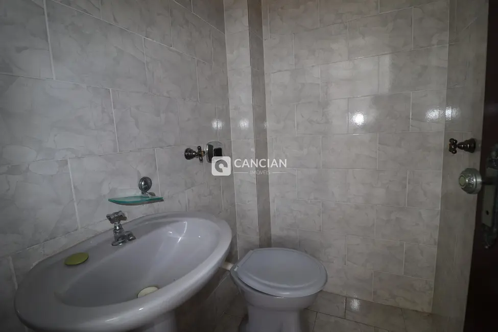 Apartamento com 3 quartos para alugar, 143m2 em Nossa Senhora das Dores, Santa Maria - RS - imagem 7 Foto 7 de Apartamento com 3 quartos para alugar, 143m2 em Nossa Senhora das Dores, Santa Maria - RS