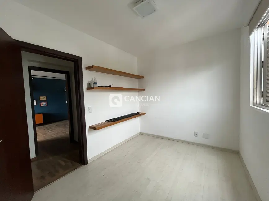 Apartamento com 2 quartos à venda, 65m2 em Centro, Santa Maria - RS - imagem 8 Foto 8 de Apartamento com 2 quartos à venda, 65m2 em Centro, Santa Maria - RS
