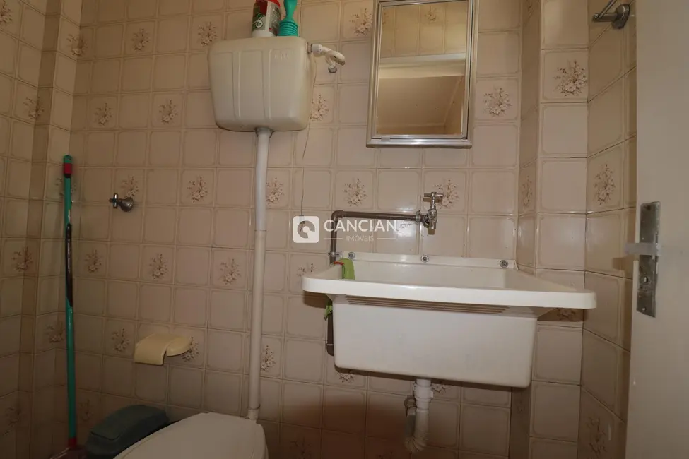 Foto 6 de Apartamento com 2 quartos para alugar, 98m2 em Nossa Senhora de Fátima, Santa Maria - RS