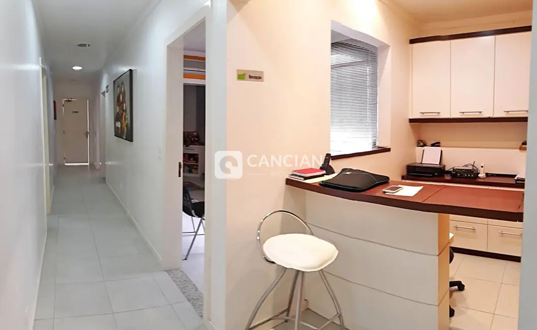 Foto 6 de Loja à venda, 625m2 em Nossa Senhora Medianeira, Santa Maria - RS