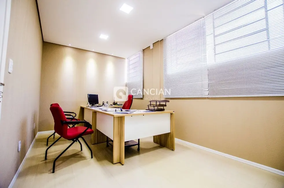 Foto 5 de Loja com 4 quartos à venda, 180m2 em Camobi, Santa Maria - RS