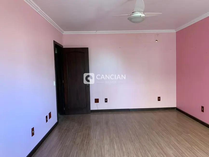 Foto 8 de Loja com 4 quartos à venda, 244m2 em Nossa Senhora Medianeira, Santa Maria - RS