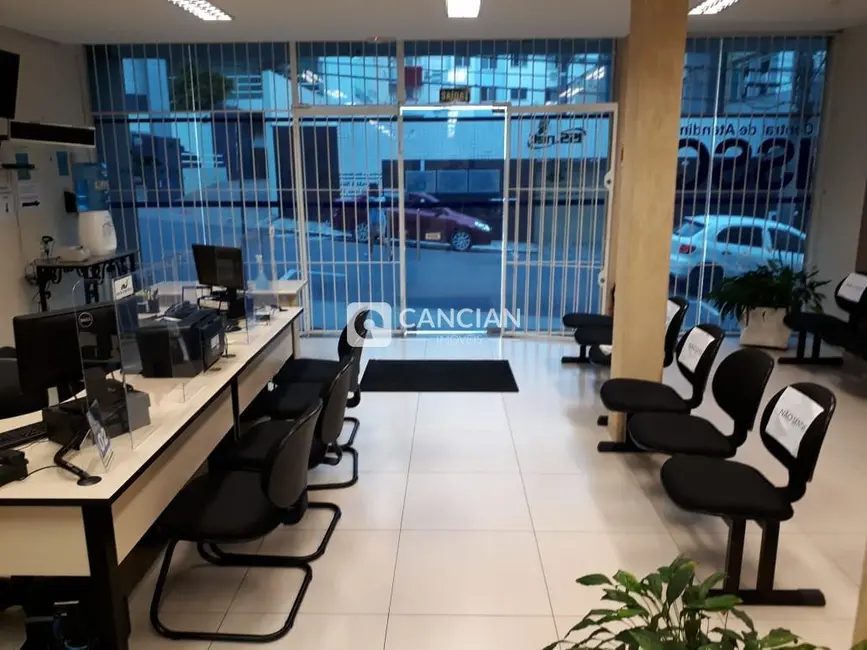Foto 6 de Loja com 5 quartos para alugar, 225m2 em Centro, Santa Maria - RS