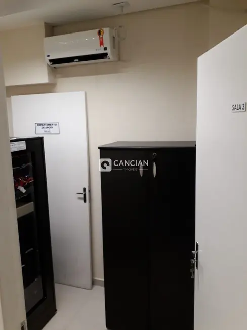 Foto 8 de Loja com 5 quartos para alugar, 225m2 em Centro, Santa Maria - RS