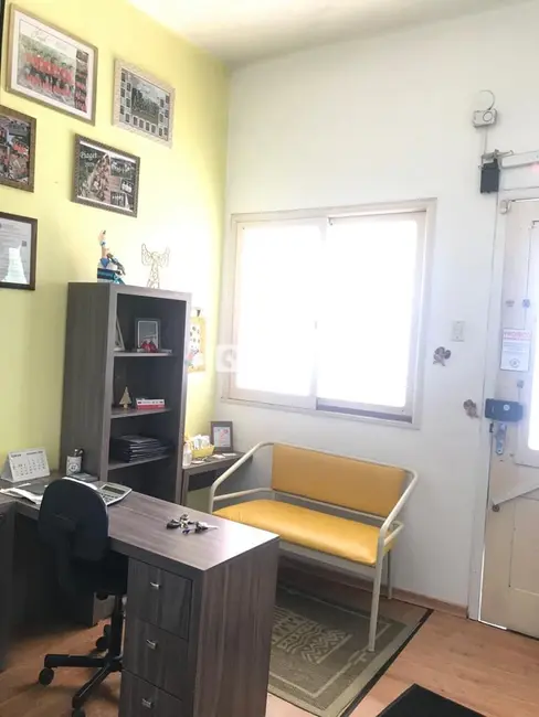 Foto 3 de Loja com 5 quartos à venda, 177m2 em Centro, Santa Maria - RS